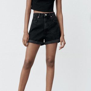 Zara High Rise Mom Shorts in Black